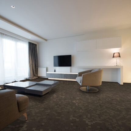 M083-1-shimeira-champagne