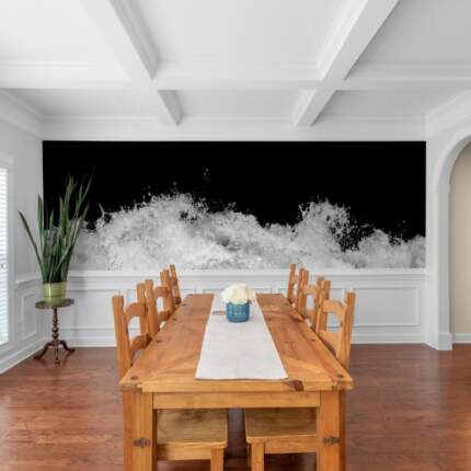 Water splash on black background_122200855-1